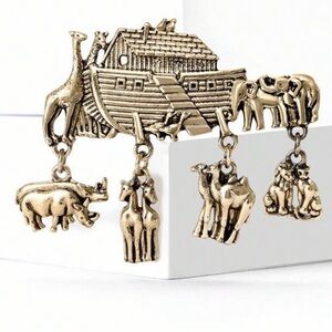 Vintage Gold Noah’s Ark Pin
